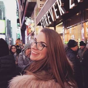 Meet your Posher, Brittanie